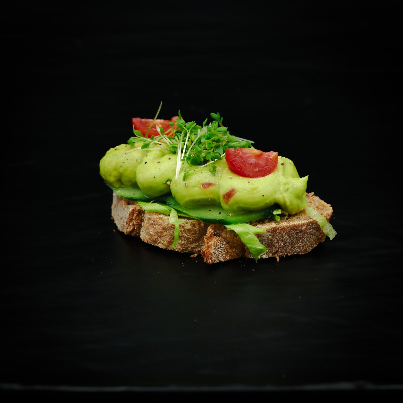 Fancy Schnitte Avocado & Gurke