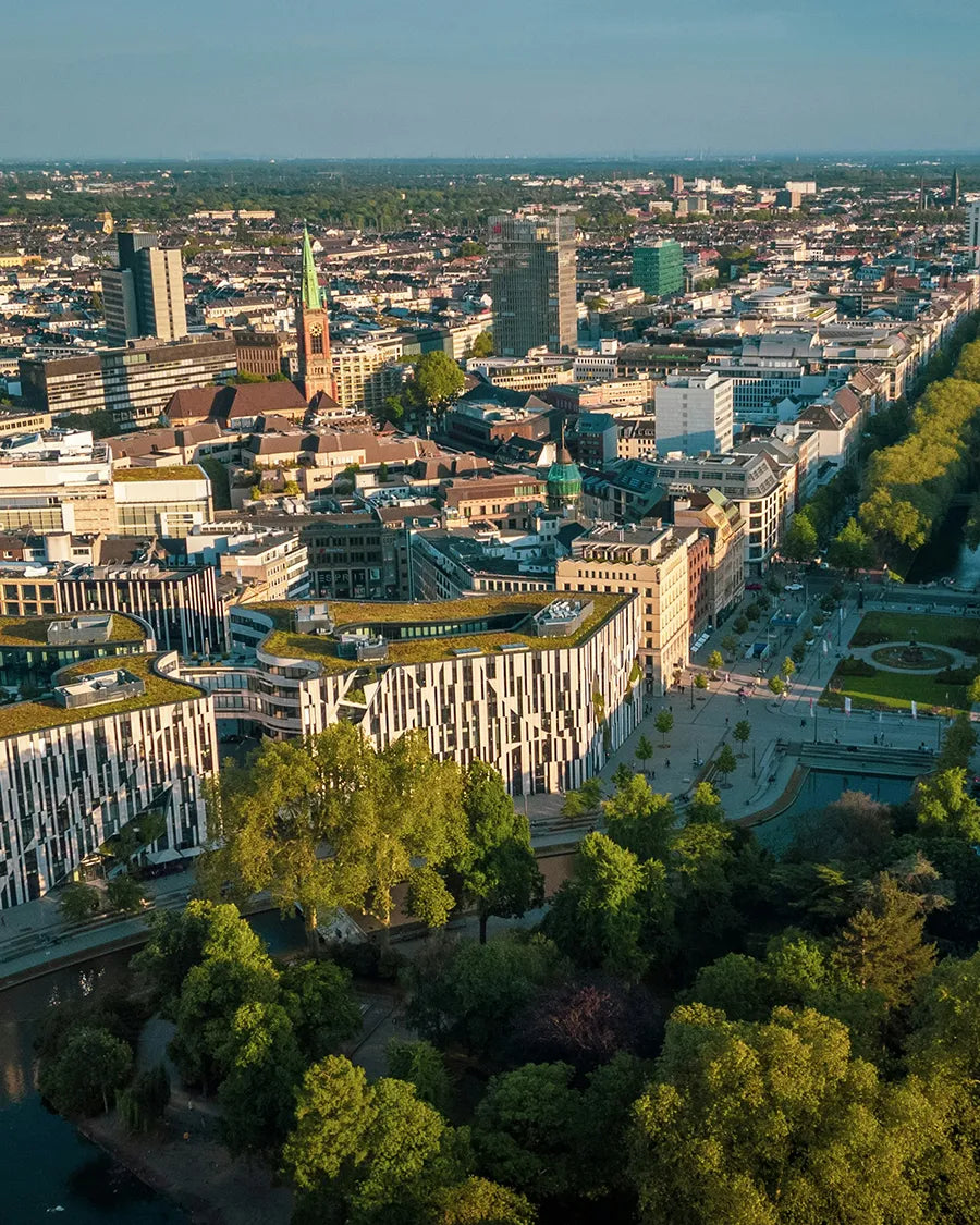 Luftaufnahme der Düsseldorfer Innenstadt als Standort für Fingerfood Catering